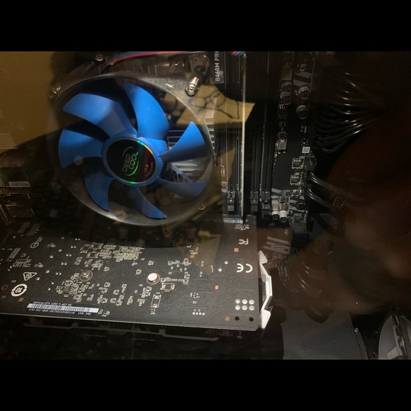 Pc Set up - Picture 6 of 10